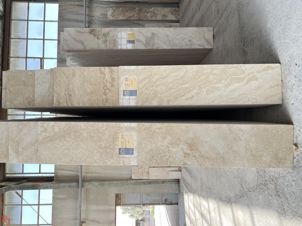 سنگ‌نما سنگ ساختمانی تراورتن دره بخاری حاجی آباد سنگبری کندوان