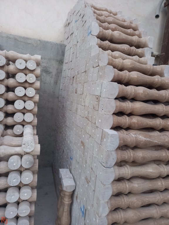 سنگ نرده پله صراحی عسلی موگویی